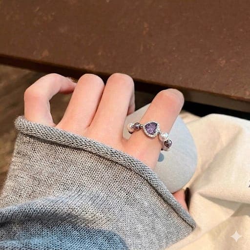 Purple Stone Heart Ring - Charming Jewelry for Every Occasion — image 1